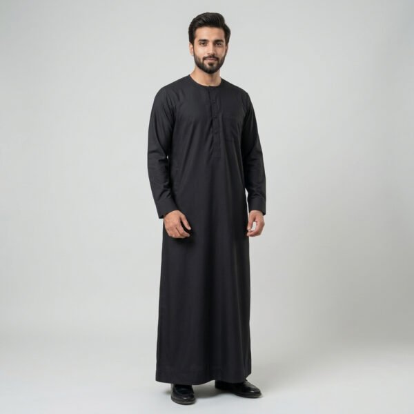 Pla in Black Omani Thobe With Cuff Sleeves For Men