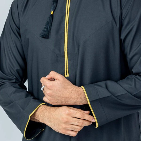 embroidered black thobe men