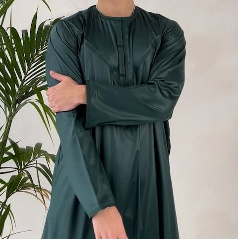 mens dark green thobe