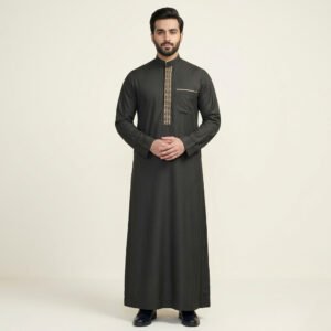 Modern Saudi Embroidered Black & Gold Thobe