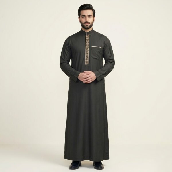 Modern Saudi Embroidered Black & Gold Thobe