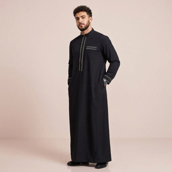 Saudi Style Men's Black and Gold Thobe