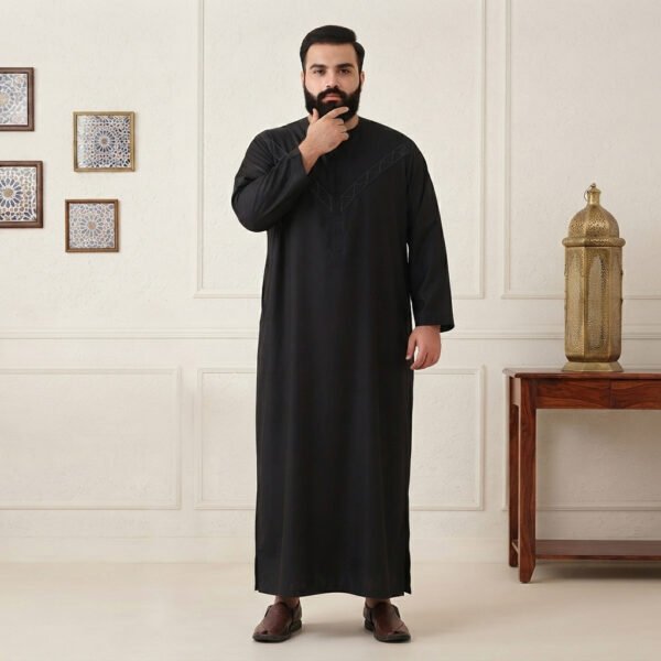 Black Embellished Omani 6xl men thobes Black Embellished Omani 6xl men thobes
