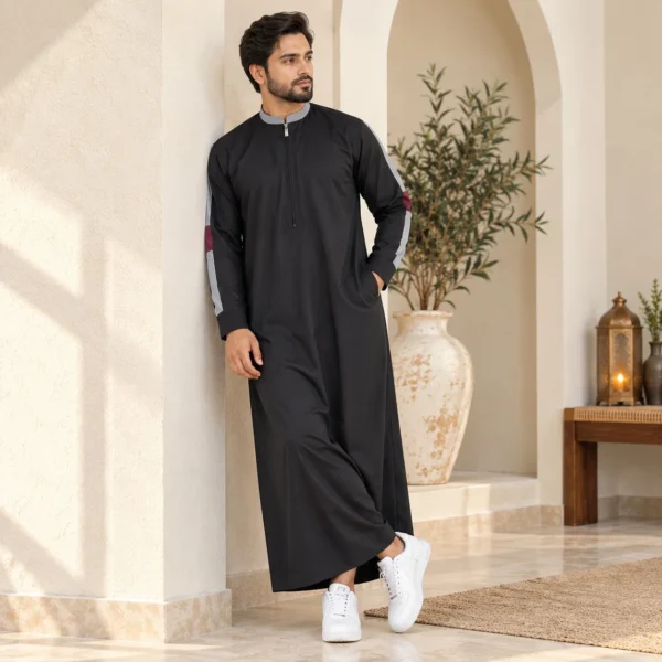 Sporty Zipper Black and Grey Panel Emarati Thobe